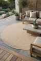 Dywan-zewnetrzny-Carpet-Decor-OutdoorIndoor-Grano-round-na-werandzie.webp